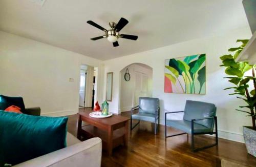 Home Park House | Exquisite 4Bedroom Home-sleep 14