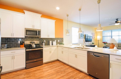 Davenport Resort | Exquisite 9 BEDS POOL HOME ! 15min to Disney World!