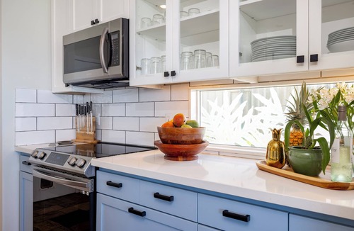 Mokuleia House | Exquisite Bali-Style Beachfront, Two Master Suites