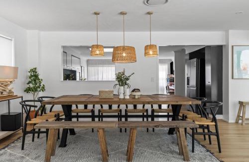 Forresters Beach House | Exquisite Beachside Luxury Resort Style Pool