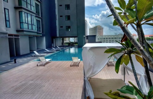 Seri Tanjung Pinang Condo | Exquisite Condo with Bathtub