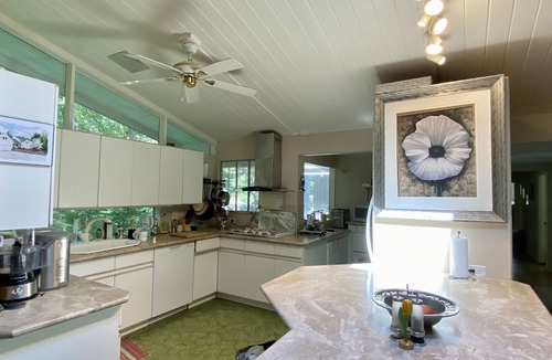 Natick House | Exquisite Contemporary Home Overlooking Woods