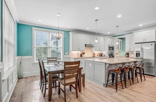 Durham House | Exquisite Downtown Retreat2 Min to DPAC 5 Min Dukenn