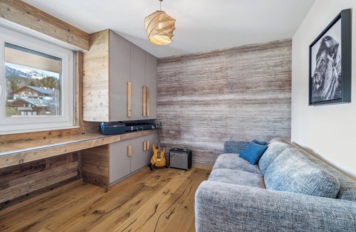 Lens Apartment | Exquisite Duplex with a view by Mrs Miggins