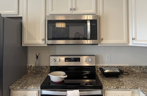 Christiansburg House | Exquisite Elegance Townhouse