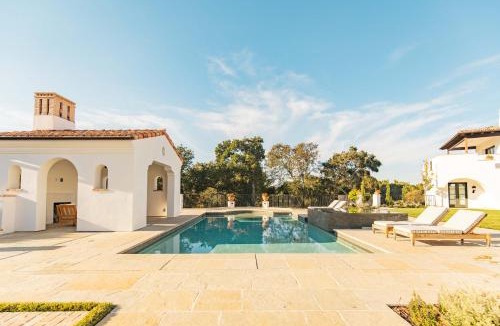 Woodside House | Exquisite Estately Villa