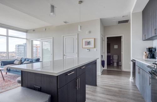 McLean Apartment | Exquisite Fairfax 1BR w/Pool, Elevator & Workspace, by Blueground