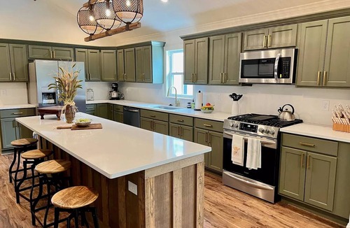Aiken House | Exquisite furnished rental in Downtown Aiken!