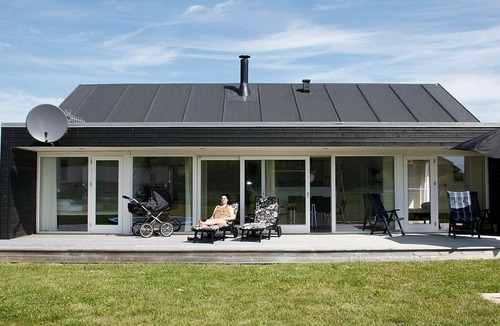 Brovst House | Exquisite Holiday Home in Brovst with Sauna