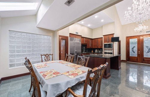 Clodine House | Exquisite house with loft.