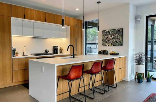 Town of Marbletown House | Exquisite Hudson Valley Panoramic Views, Poolside