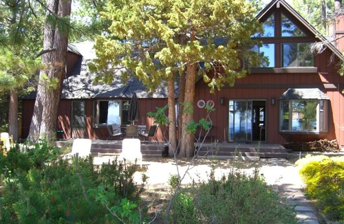 Kings Beach Cabin | Exquisite Lakefront