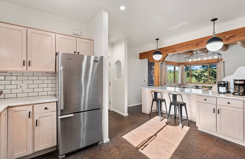 Santa Fe House | Exquisite Mountain Retreat on 1.75 Acres | Near Plaza | Private Master Suite