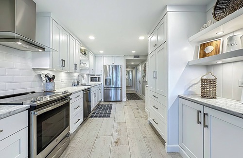 Jacksonville Beach Condo | Exquisite Oceanfront Condo with Designer Finishes