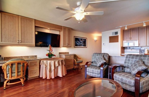 Kihei Condo | Exquisite Renovated Beachfront Haven - Experience Sugar Beach #329