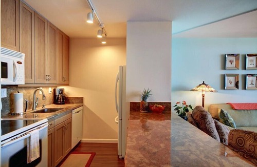 Kihei Condo | Exquisite Renovated Beachfront Haven - Experience Sugar Beach #329