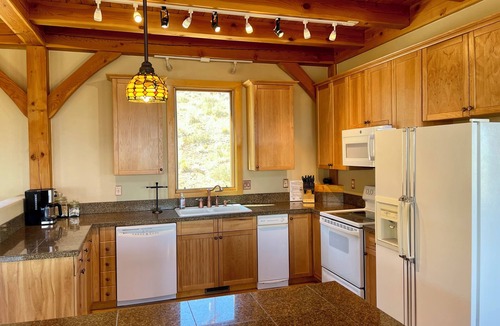 Alcova House | Exquisite Timberframe Home Overlooking Alcova Lake.