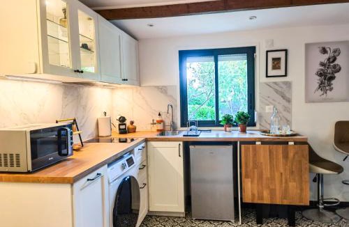Noisy-le-Grand Apartment | Exquisite tiny house with garden and air con - between Paris-Disneyland - 3mins from train station