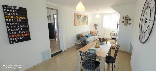 Saint-Julien-les-Rosiers Apartment | Extérieur - Parking Privé - 5 min Pôle Mécanique