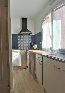 Saint-Julien-les-Rosiers Apartment | Extérieur - Parking Privé - 5 min Pôle Mécanique