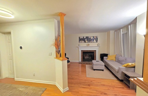 Mount Tabor House | Extended Stay 3 beds 2 baths & Available Basement Suite