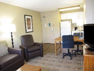 Silver Lake Hotel | Extended Stay America Suites - Seattle - Everett - Silverlake