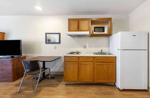Oklahoma City Hotel | Extended Stay America Select Suites - Oklahoma City - Southeast