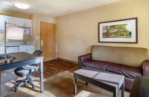 Westborough Hotel | Extended Stay America Suites Boston Westborough Computer Dr
