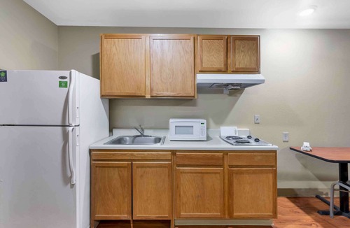 Bowie Hotel | Extended Stay America Select Suites - Lubbock - West