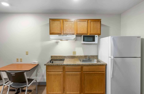 Ogden Hotel | Extended Stay America Select Suites - Ogden