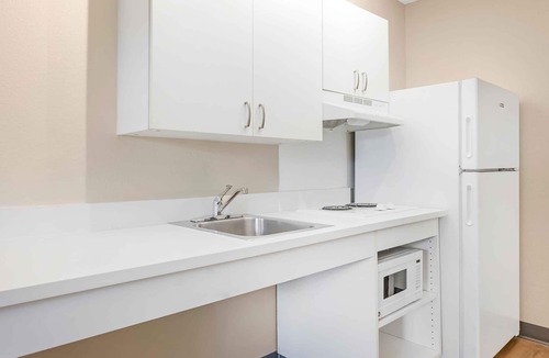 Boca Raton Hotel | Extended Stay America Suites Boca Raton Commerce