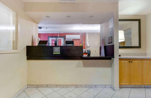 Pleasanton Hotel | Extended Stay America Suites - Pleasanton - Chabot Dr