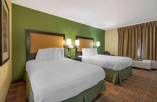 Champaign Hotel | Extended Stay America Suites Champaign Urbana