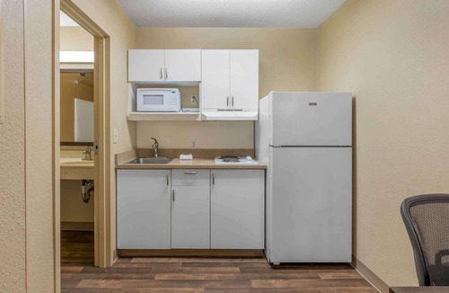 St. Matthews Hotel | Extended Stay America Suites Louisville Dutchman