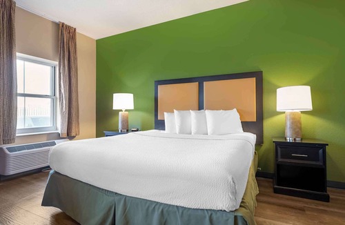 Des Plaines Hotel | Extended Stay America Suites Chicago O'Hare Allstate Arena
