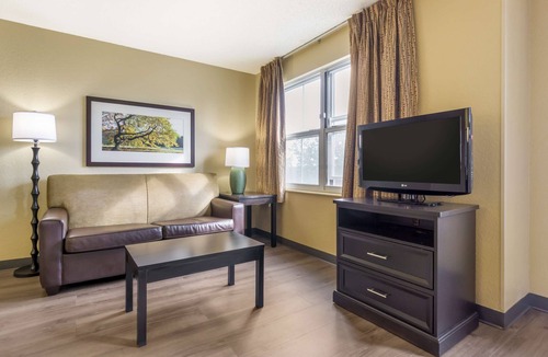 Silver Lake Hotel | Extended Stay America Suites Seattle Everett Silverlake