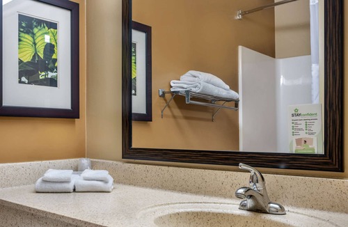 Silver Lake Hotel | Extended Stay America Suites Seattle Everett Silverlake