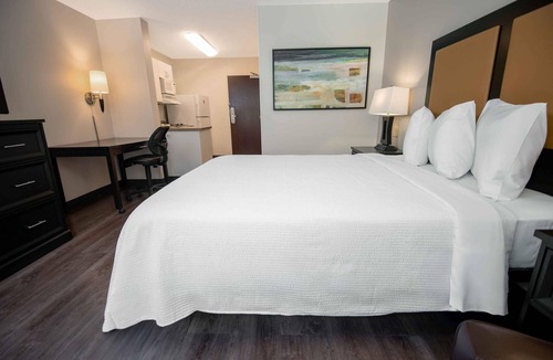 Waltham Hotel | Extended Stay America Suites Boston Waltham 32 4th Ave
