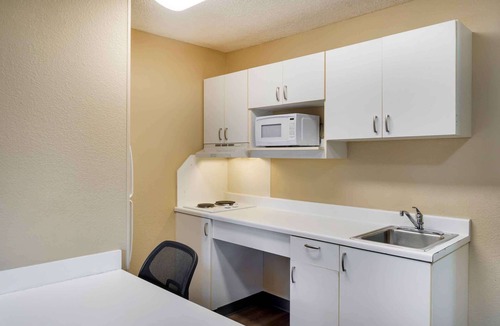 Everett Hotel | Extended Stay America Suites Seattle Everett North