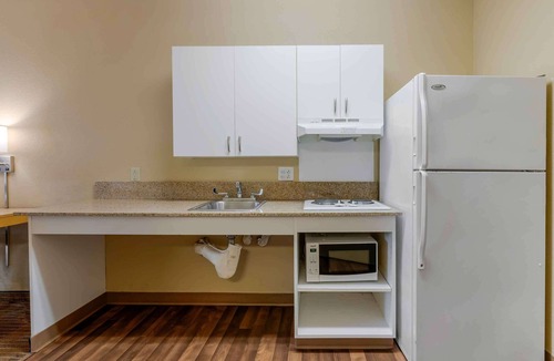 Buffalo Grove Hotel | Extended Stay America Suites Chicago Buffalo Grove Deerfield