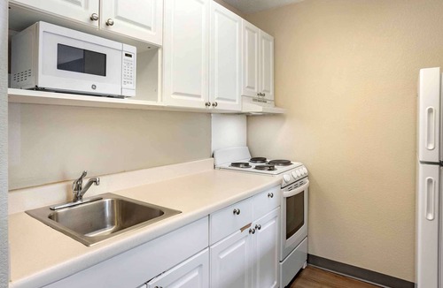 Mount Laurel Hotel | Extended Stay America Suites Mt Laurel Pacilli Place