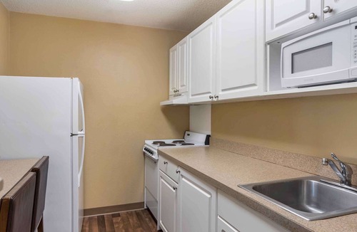 Mount Laurel Hotel | Extended Stay America Suites Mt Laurel Pacilli Place