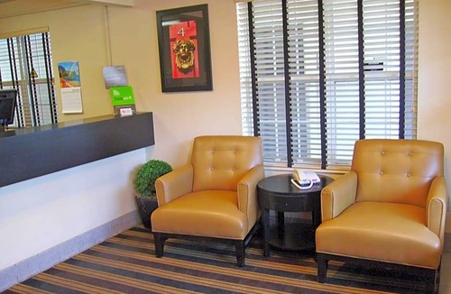Tulsa Hotel | Extended Stay America Suites Tulsa Central