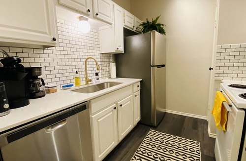 Village At Walnut Creek Apartment | Extended Stay ATX Condo Close to Everything! 🏙