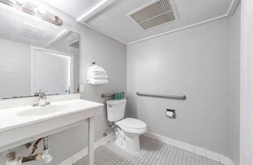 Blue Springs Hotel | Extended Stay by Welcome INN