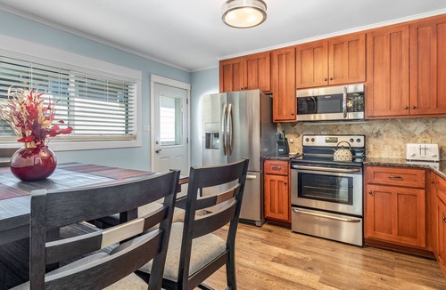 Downers Grove House | Extended Stay Downers Grove