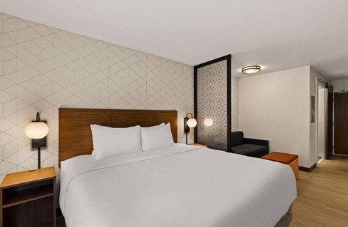 Waco Hotel | Extended Stay Gem w/Modern Style – 7 Min from McLane Stadium