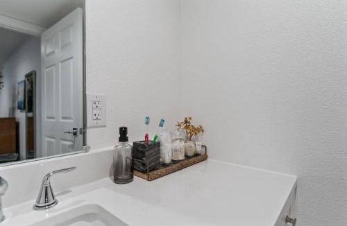 Gun Barrel City Hotel | Extended Stay Gun Barrel City