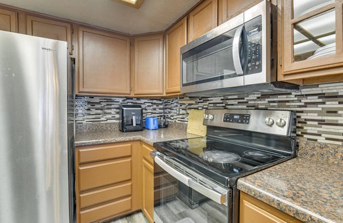 Aurora House | Extended Stay in Denver Area! Pet-Friendly Retreat