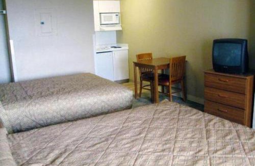 Winnetonka Hotel | Extended Stay Kansas City